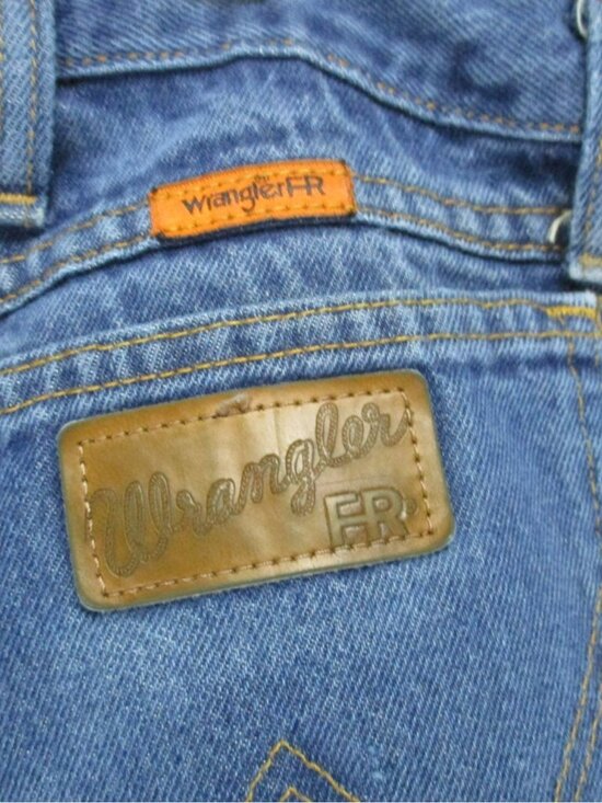 Wrangler Jeans Mens 40x32 Medium Wash Cotton High Rise FR 47 Regular Fit *Read* - Picture 14 of 16